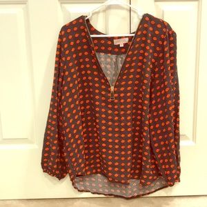 Retro pout blouse with big gold zipper neckline
